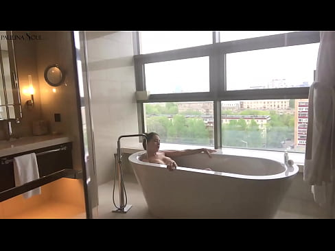 ❤️ Kæmpe babe ondt i sin fisse på badeværelset ❤️ Porno vk at da.redporn-tv.ru ❤